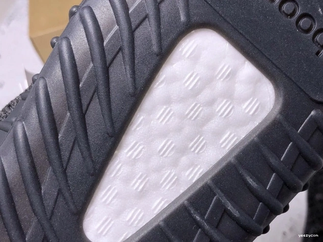 350 Yeezy Boost (Reflective) Adidas FU9007 Black Static - V2 0716